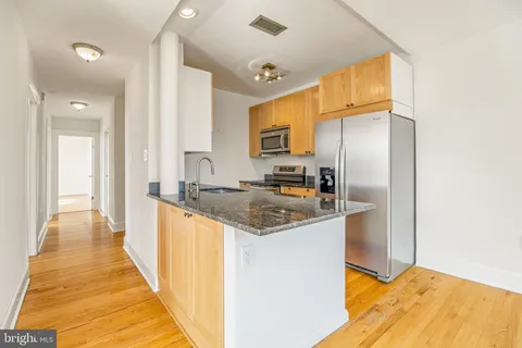 $4,300 | 1325 13th Street Northwest, Unit 602, Washington, DC 20005