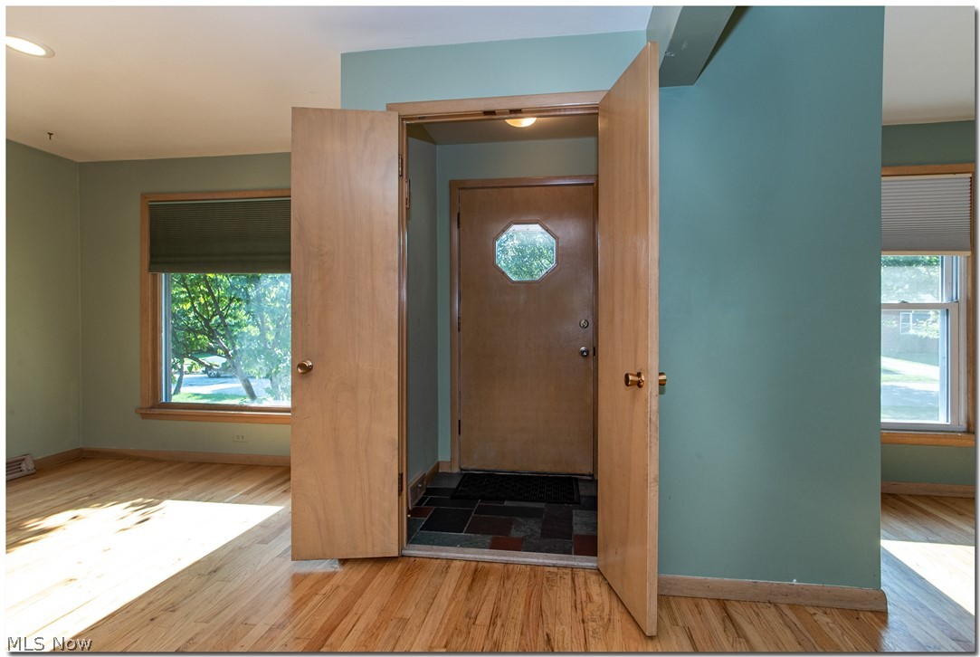 2418 Elmdale Road Cleveland, OH 44118 - Photo 2 of 25 Gallery Image 2
