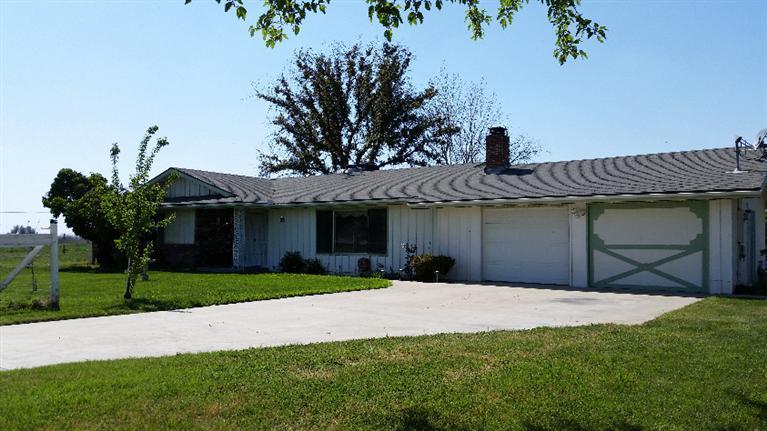 2871 North Del Rey Avenue Sanger, CA 93657 - Photo 1 of 9 Gallery Image 1