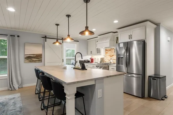 $360,000 | 408 East Liberty Street, Pilot Point, TX 76258