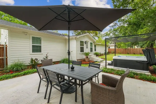 $360,000 | 408 East Liberty Street, Pilot Point, TX 76258