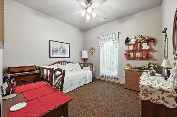 $675,000 | 10204 County Road 213, Talty, TX 75126