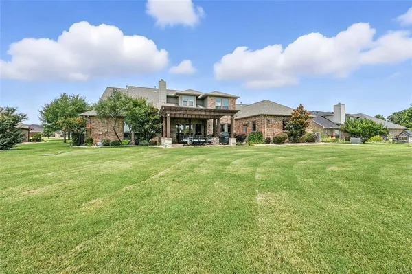 $675,000 | 10204 County Road 213, Talty, TX 75126