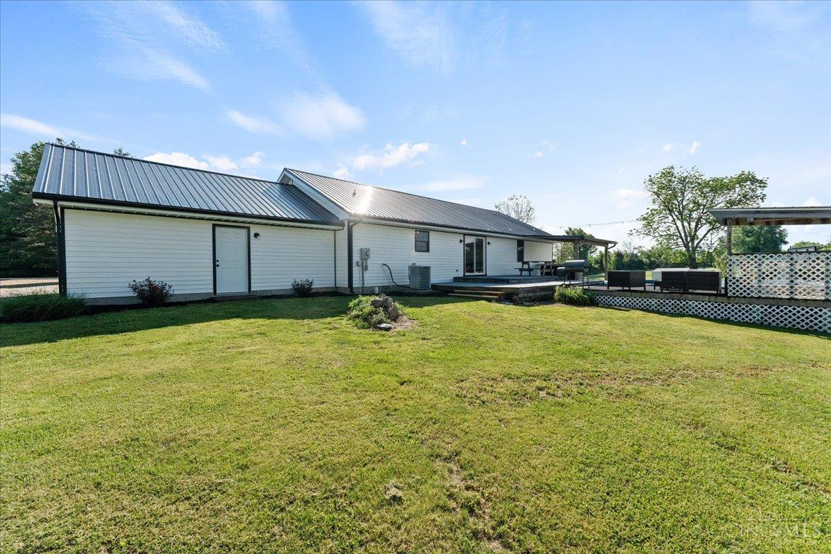 1003 Cross Road Winchester, OH 45697 - Photo 45 of 57