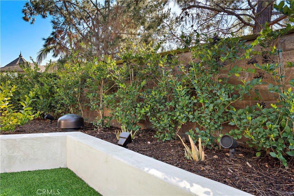 1 Drackert Lane Ladera Ranch, CA 92694 - Photo 48 of 57 In ground subwoofer, 1500 watt amp, sonos surround system