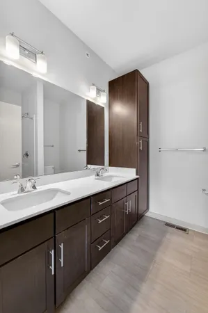 $325,000 | 2814 No Oaks, Madison, WI 53711