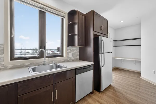 $325,000 | 2814 No Oaks, Madison, WI 53711