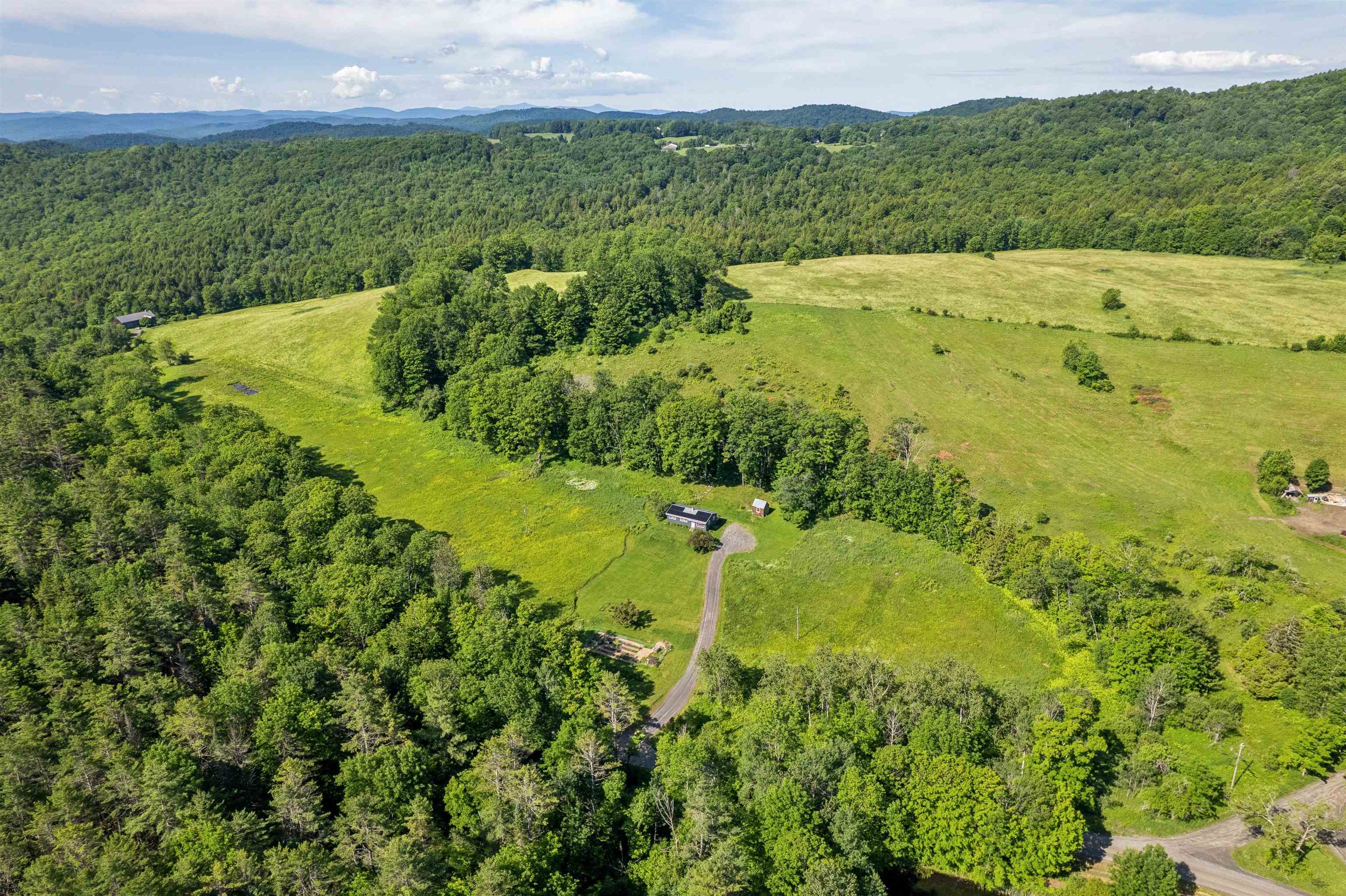 169 Whitney Hill Road Tunbridge, VT 05077 - Photo 29 of 30