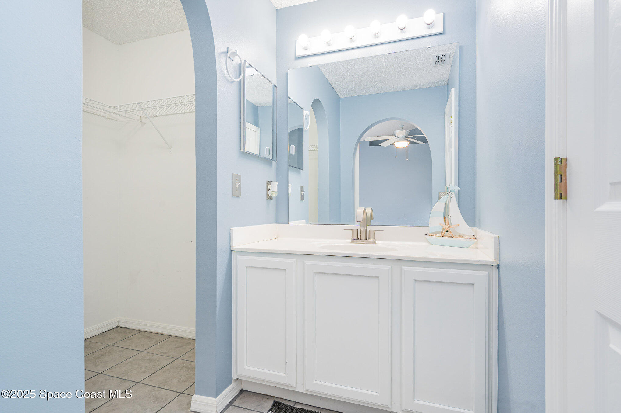 2188 Redwood Circle Palm Bay, FL 32905 - Photo 20 of 24 primary bath