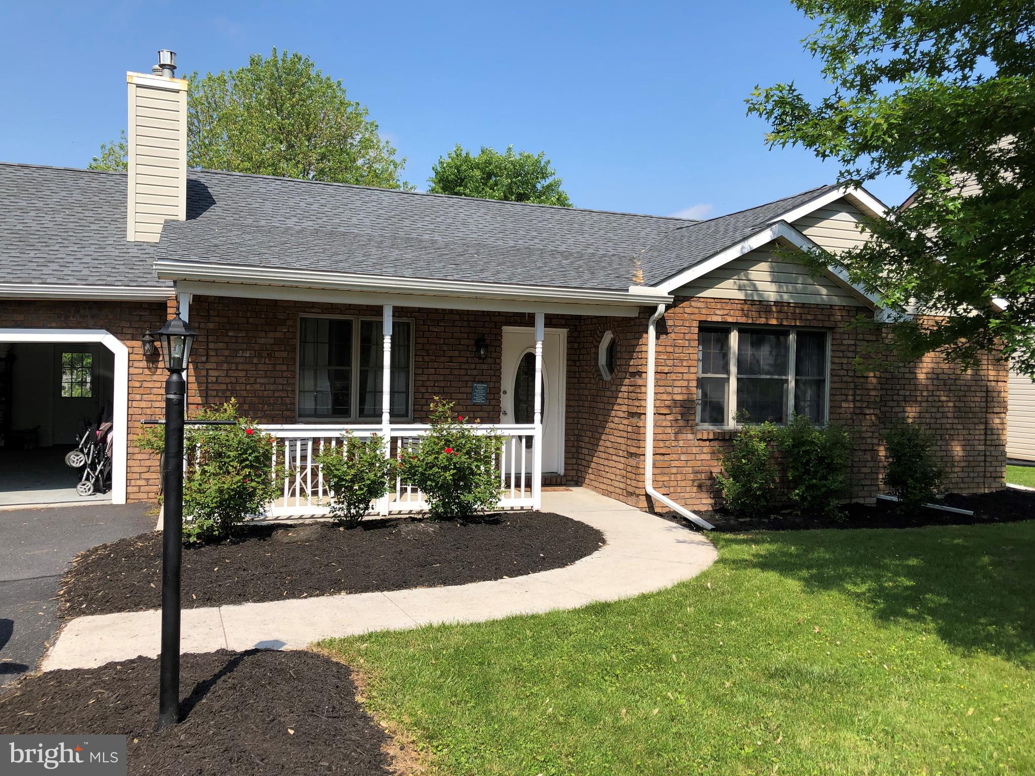 36 Pinewood Circle Hanover, PA 17331 - Photo 2 of 42 NEW ROOF