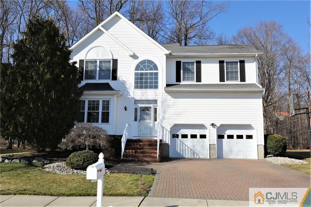8 Putnam Road Monmouth Junction, NJ 08852 - Photo 1 of 25 Gallery Image 1