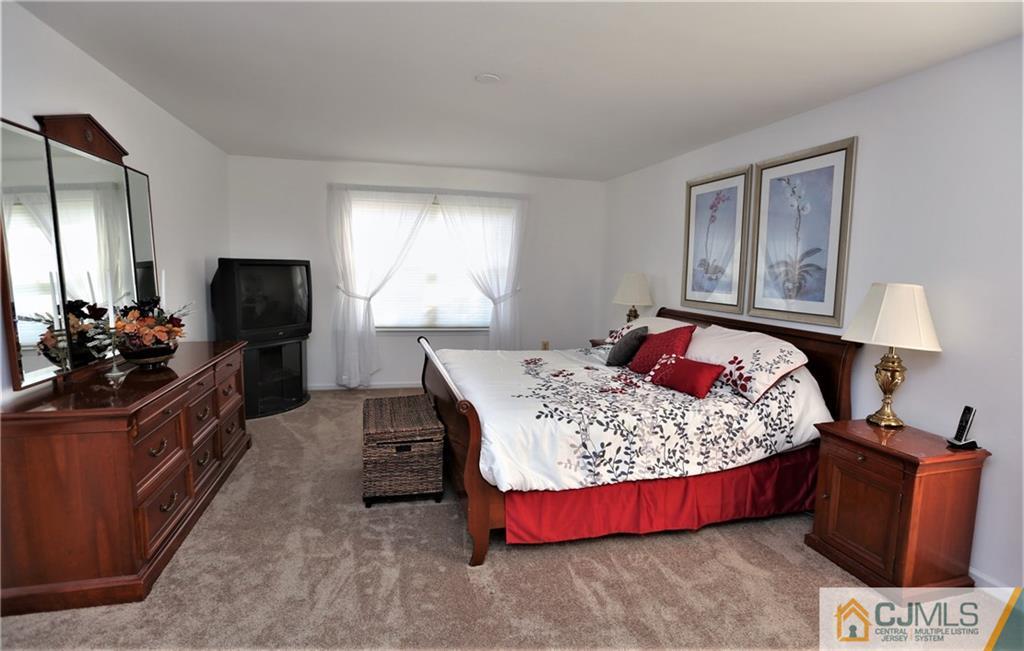 8 Putnam Road Monmouth Junction, NJ 08852 - Photo 16 of 25 Gallery Image 16