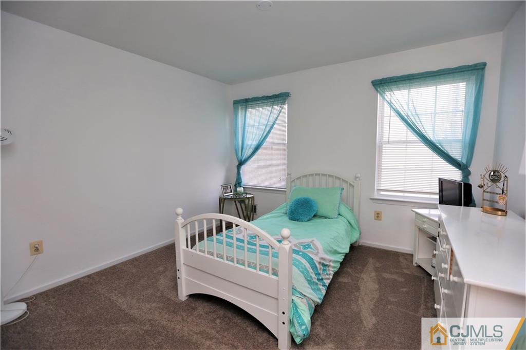 8 Putnam Road Monmouth Junction, NJ 08852 - Photo 20 of 25 Gallery Image 20