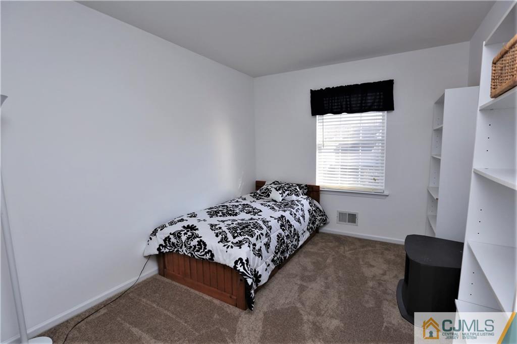 8 Putnam Road Monmouth Junction, NJ 08852 - Photo 21 of 25 Gallery Image 21