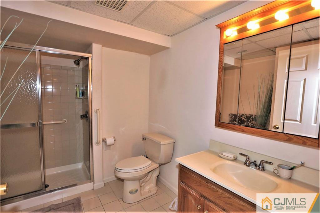 8 Putnam Road Monmouth Junction, NJ 08852 - Photo 24 of 25 Gallery Image 24