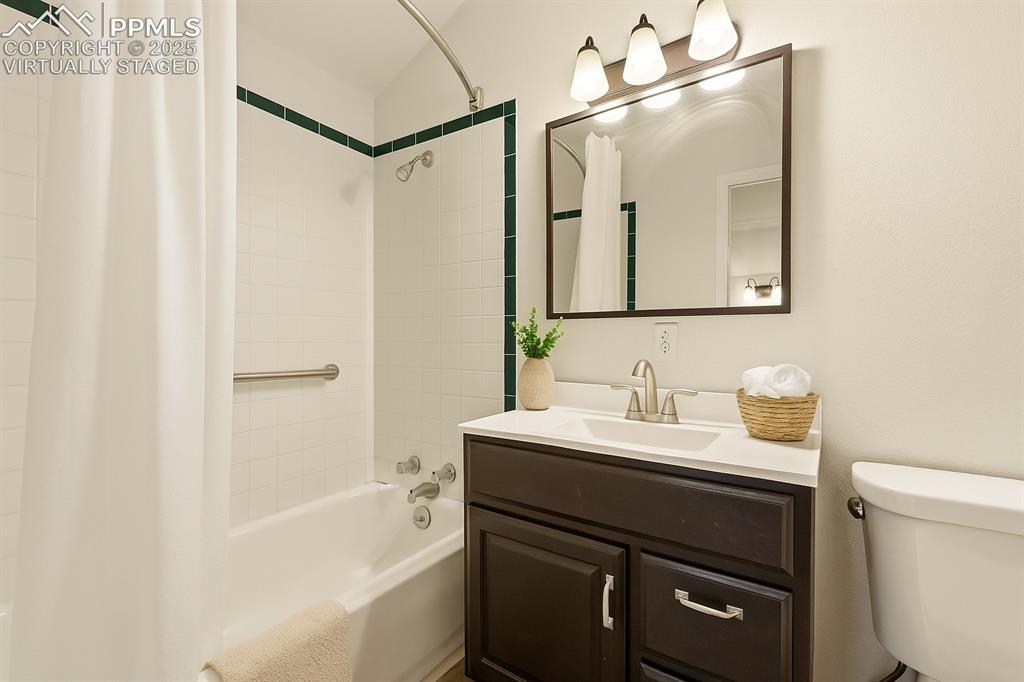 2004 Oak Way Colorado Springs, CO 80906 - Photo 11 of 25 Virtually Staged