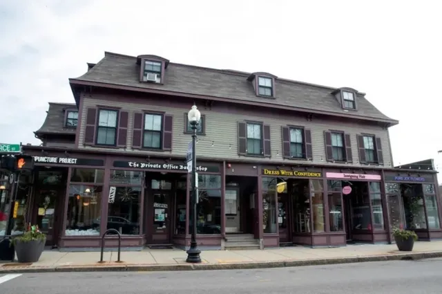 $2,800 | 41 West Street, Unit 3, Boston, MA 02136