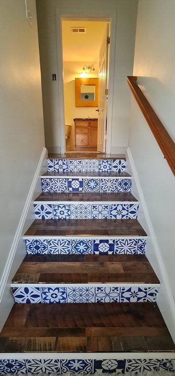 41 West Street, Unit 3 Boston, MA 02136 - Photo 7 of 23 a view of an entryway