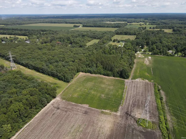 $384,900 | 100 North 600 East, Knox, IN 46534