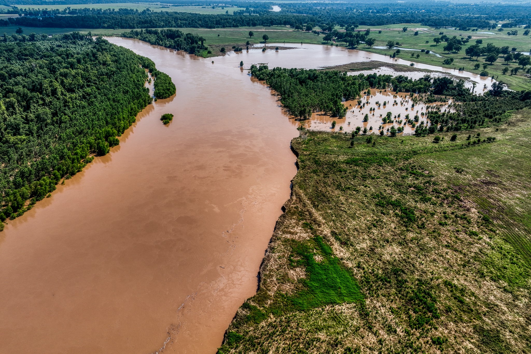 6164 Brazos Bow Way Washington, TX 77880 - Photo 36 of 43 an aerial view of a house with a yard and lake view