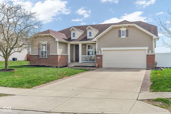 $425,000 | 8291 Westcliffe Drive, Avon, IN 46123