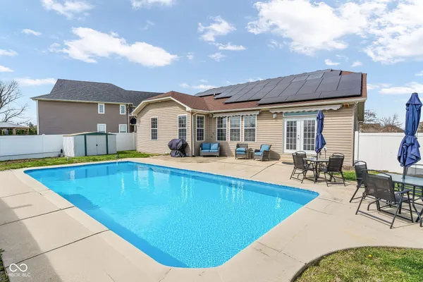 $425,000 | 8291 Westcliffe Drive, Avon, IN 46123