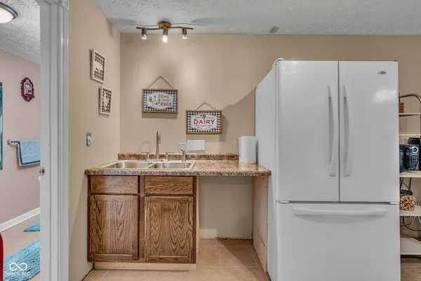 $425,000 | 8291 Westcliffe Drive, Avon, IN 46123