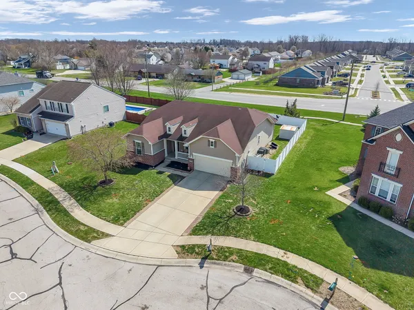 $425,000 | 8291 Westcliffe Drive, Avon, IN 46123