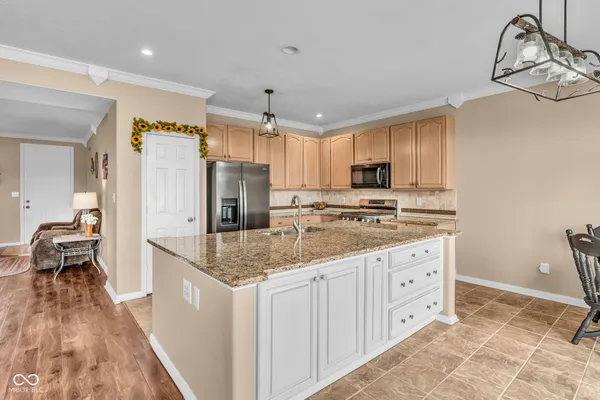 $425,000 | 8291 Westcliffe Drive, Avon, IN 46123