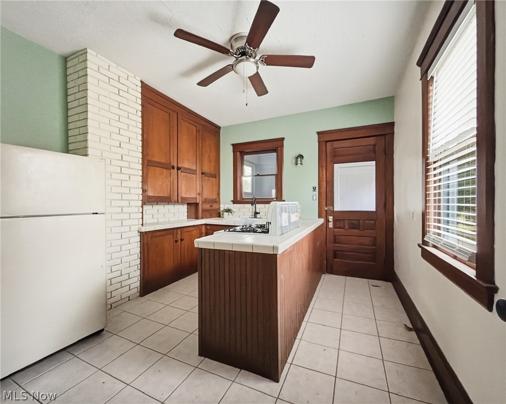 322 Shields Road Youngstown, OH 44512 - Photo 14 of 36 Gallery Image 14
