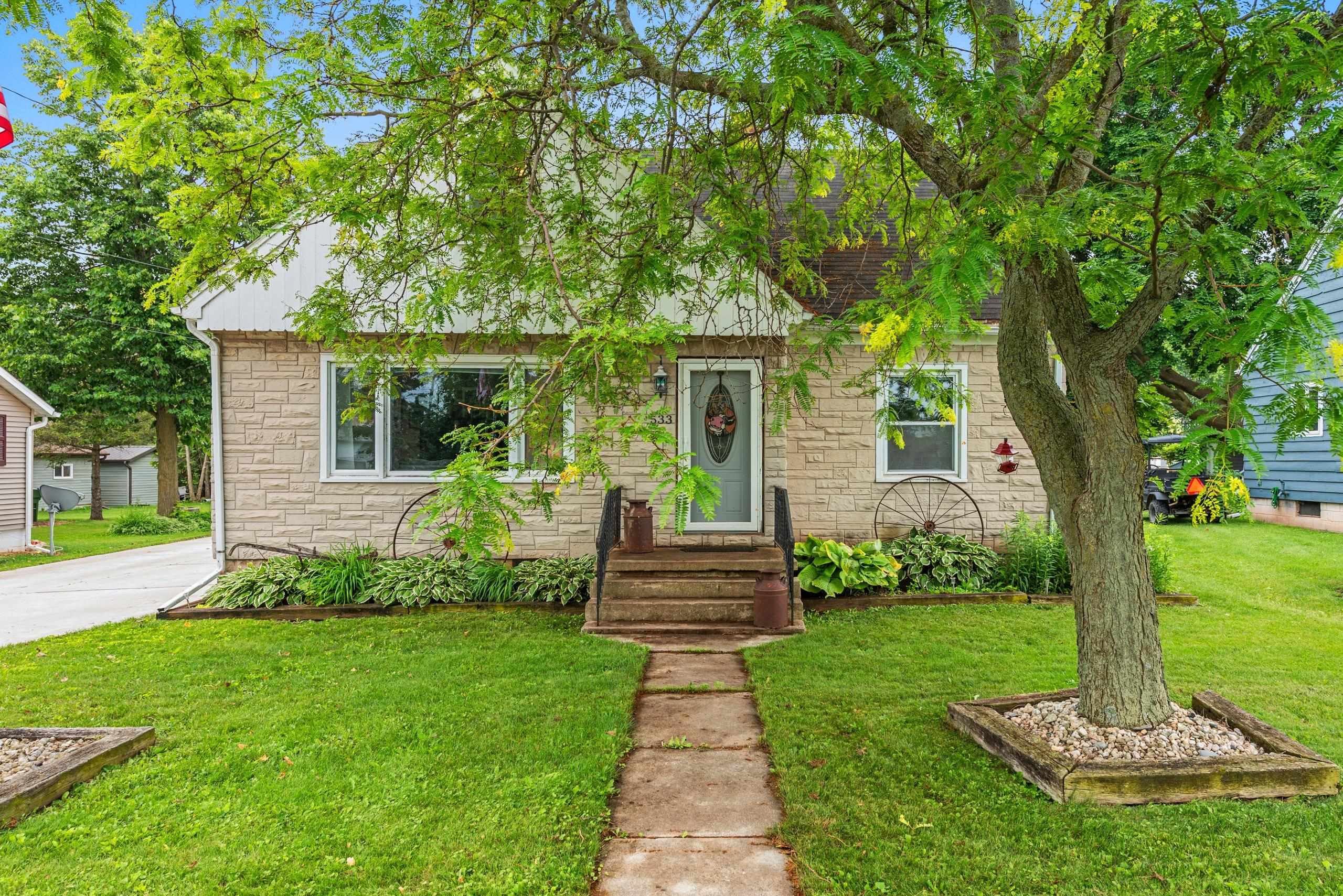 533 Madison Street Reedsville, WI 54230 - Photo 1 of 1 Gallery Image 1
