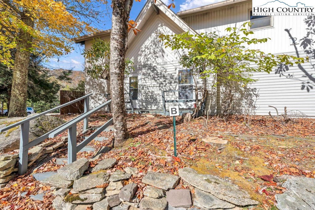 101 Hornbeam Road, Unit 2B Beech Mountain, NC 28604 - Photo 20 of 35