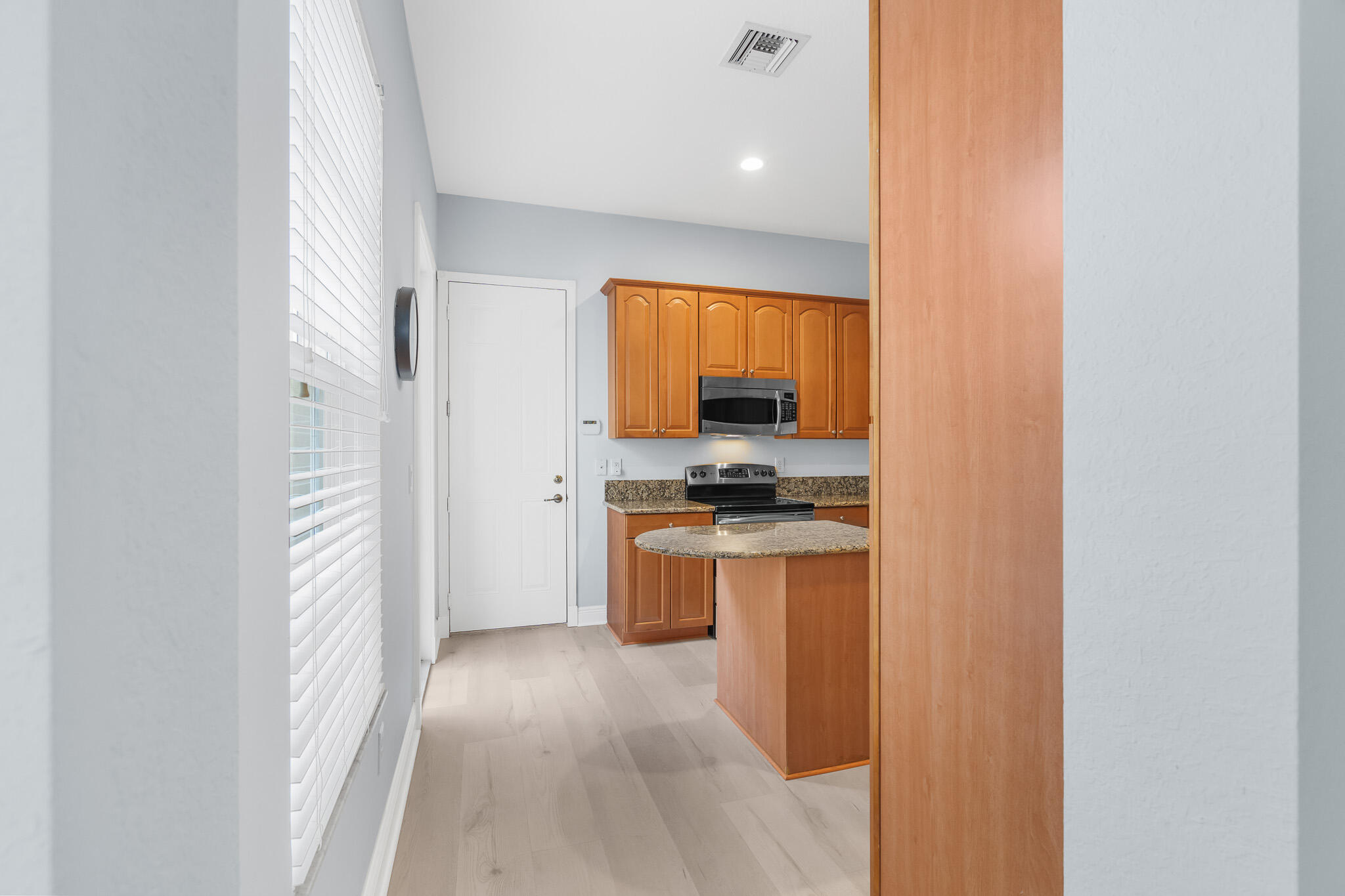 819 Northwest 82nd Lane Boca Raton, FL 33487 - Photo 14 of 60 DSC05600