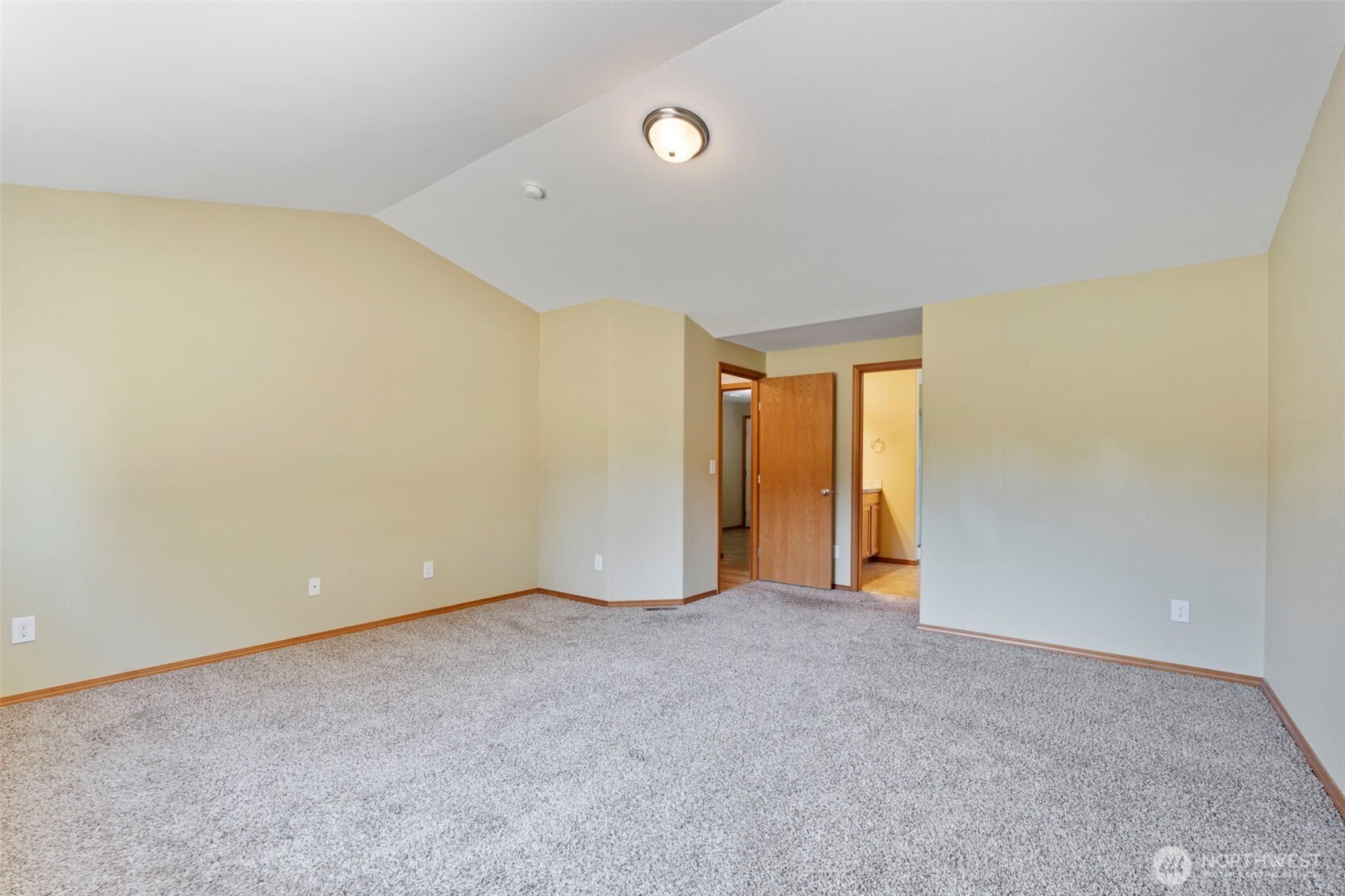 18408 Kohse Lane Southwest Rochester, WA 98579 - Photo 10 of 36