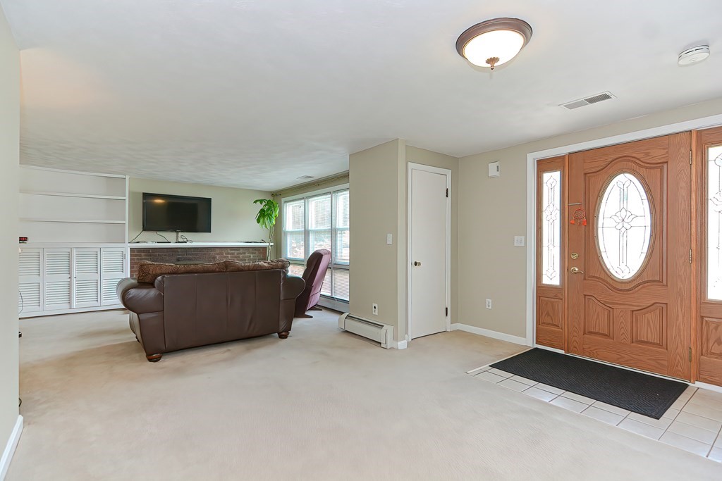 29 Westlake Road Natick, MA 01760 - Photo 7 of 40 Gallery Image 7
