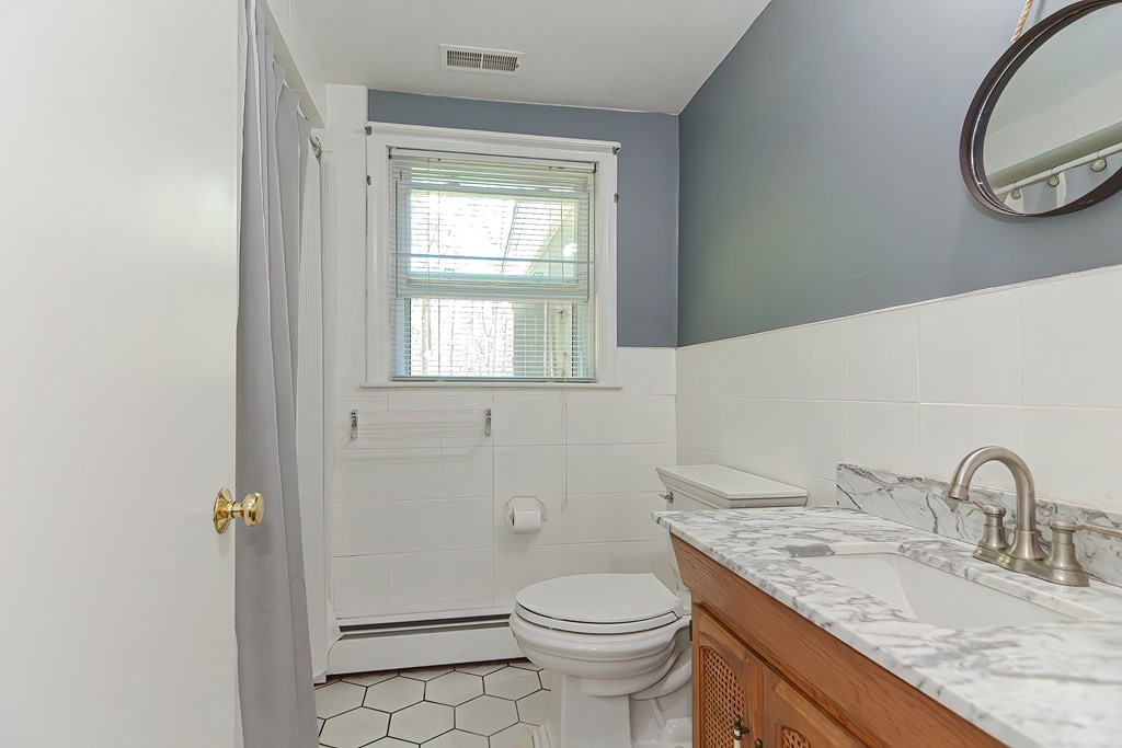 29 Westlake Road Natick, MA 01760 - Photo 8 of 40 Gallery Image 8