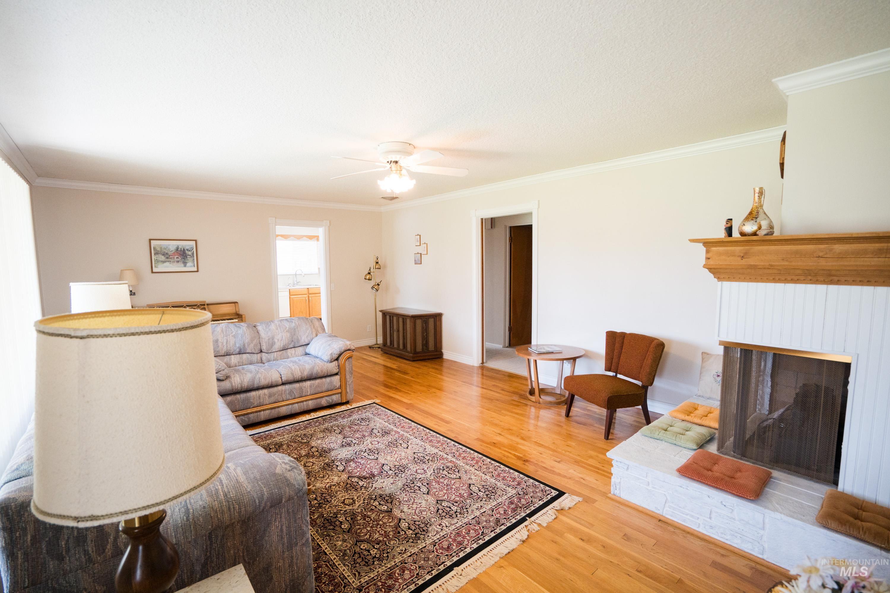 1142 Link Street Rupert, ID 83350 - Photo 3 of 29 Gallery Image 3