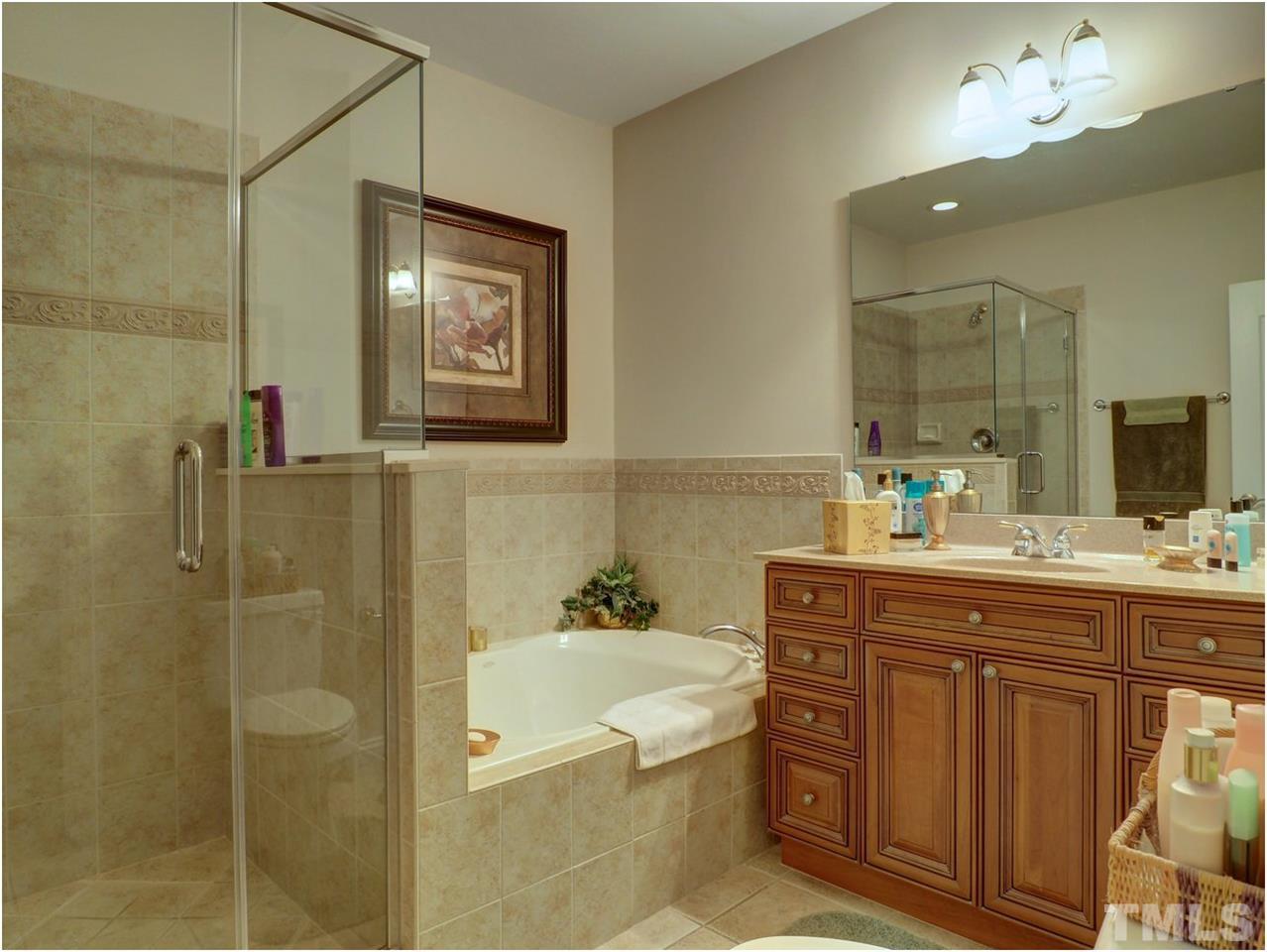 8124 Lloyd Allyns Way Raleigh, NC 27615 - Photo 22 of 25 Gallery Image 22