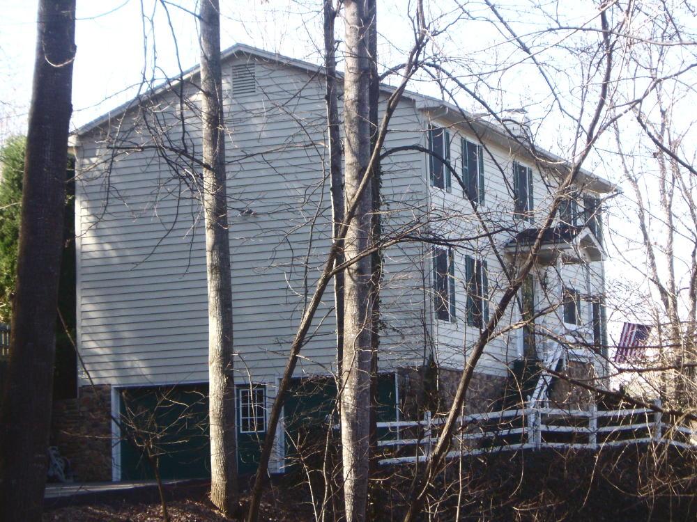 5448 Highfields Road Roanoke, VA 24018 - Photo 1 of 7 Listing Photo