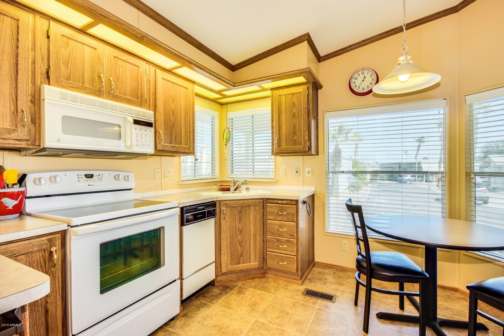 17200 West Bell Road, Unit 541 Surprise, AZ 85374 - Photo 10 of 22 0008-Bell - 541 - 17200 (7)