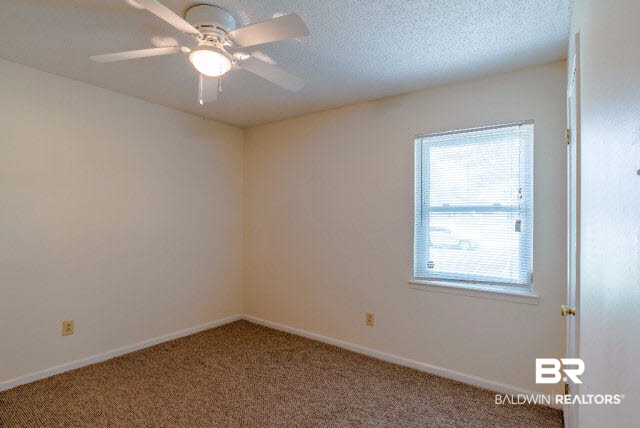 305 East Verbena Avenue Foley, AL 36535 - Photo 13 of 18 305 E Verbena Foley