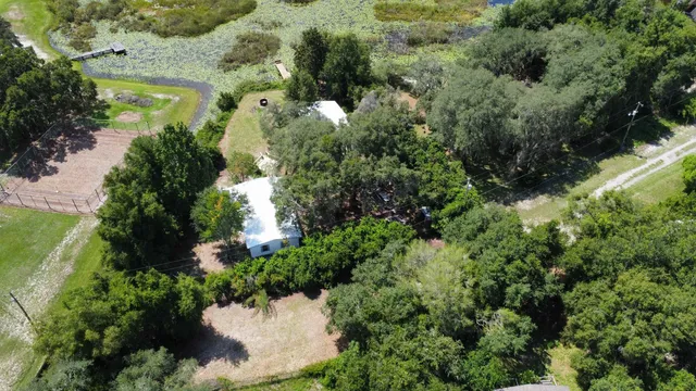 $210,000 | 23670 Northeast 154th Place Road, Salt Springs, FL 32134