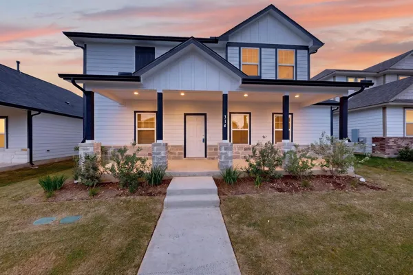 $2,300 | 314 Ashby Drive, Hutto, TX 78634