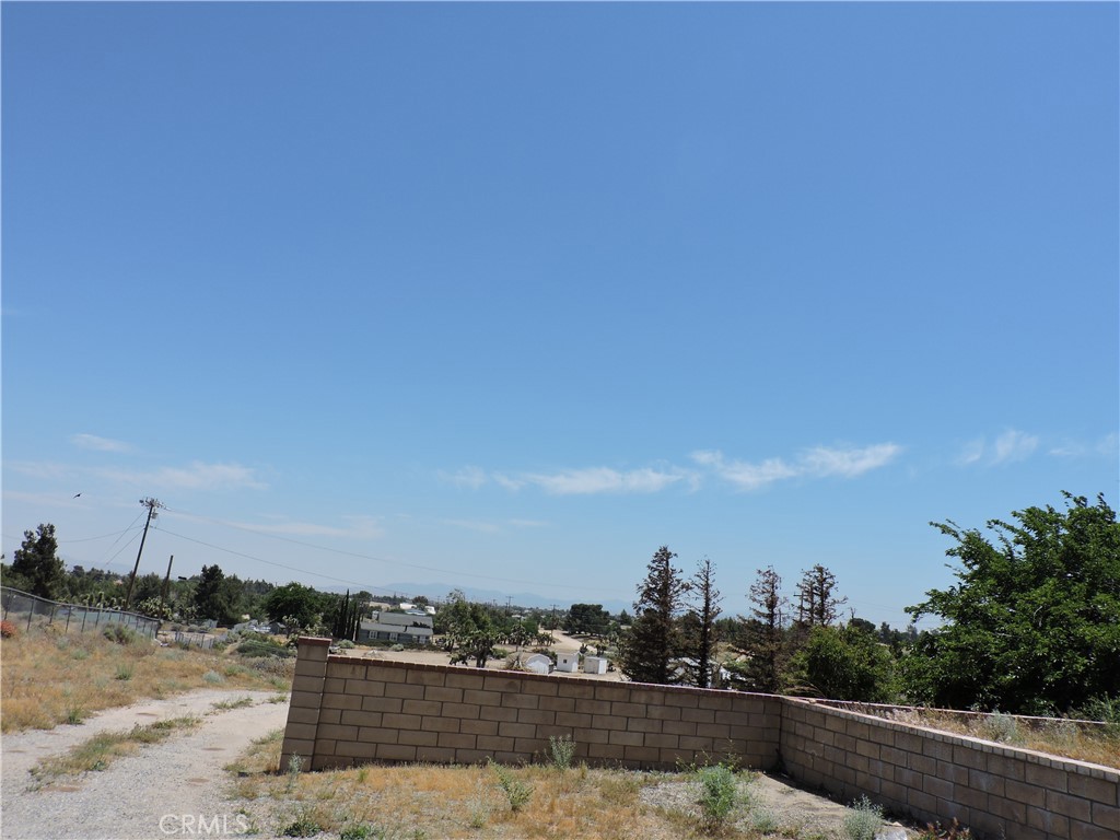 5480 Sunnyslope Road Phelan, CA 92371 - Photo 35 of 47 a view of a city