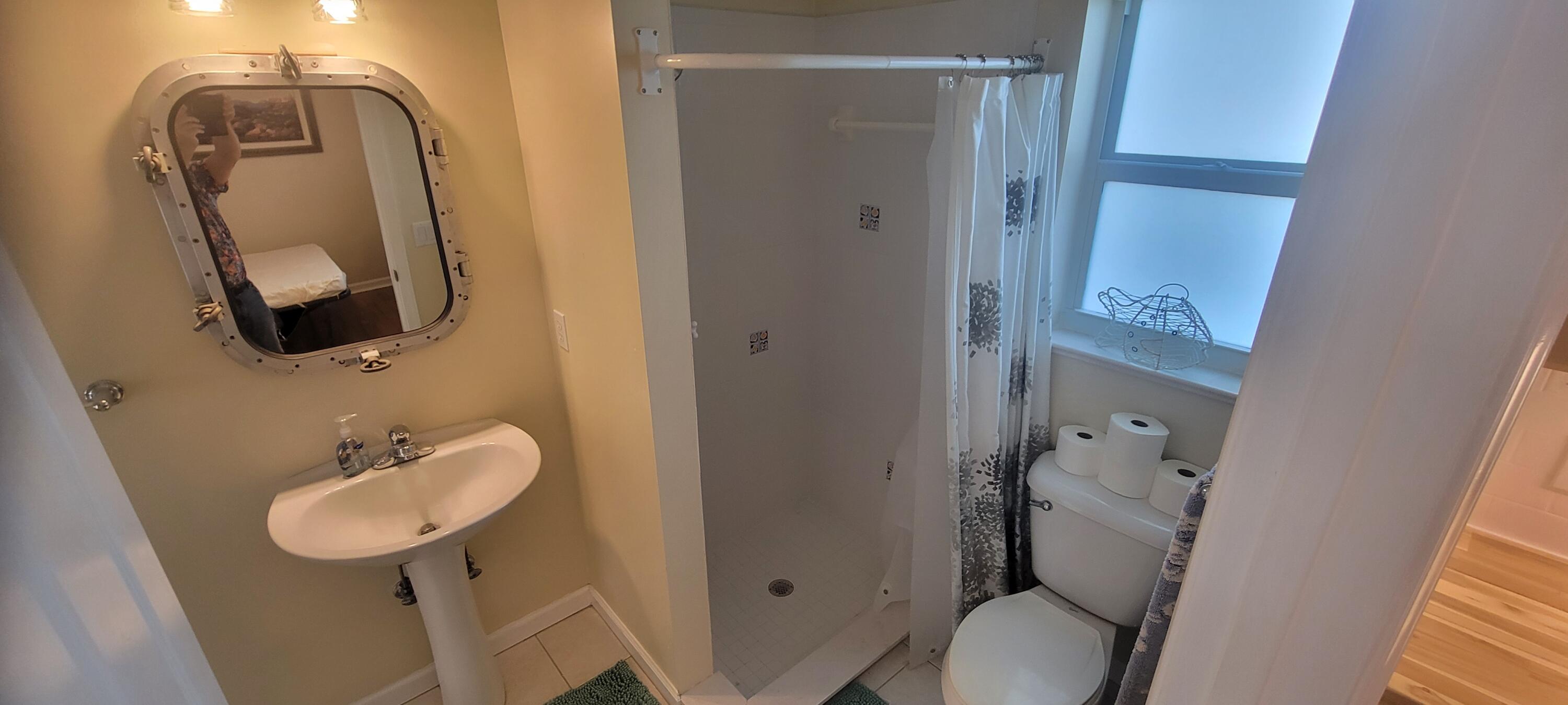 5044 Southeast Horseshoe Point Road Stuart, FL 34997 - Photo 4 of 5 20251211_093233