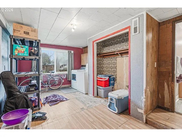 $319,000 | 2841 Howard Avenue, Medford, OR 97501