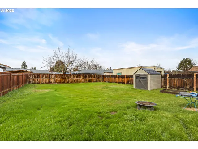 $319,000 | 2841 Howard Avenue, Medford, OR 97501