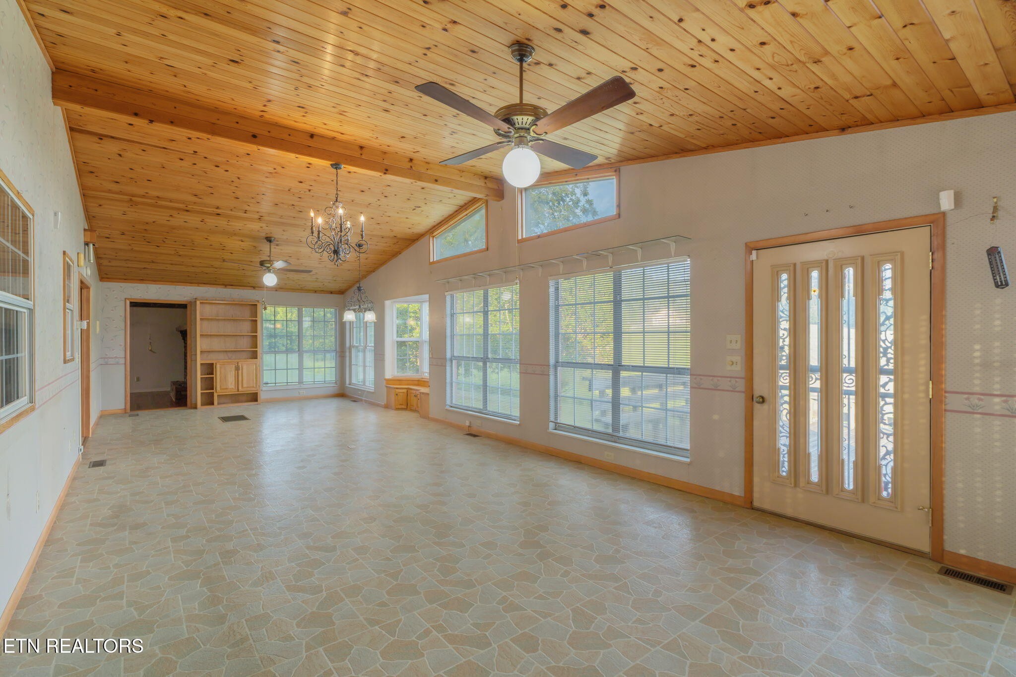 119 County Road 686 Riceville, TN 37370 - Photo 6 of 58 Gallery Image 6