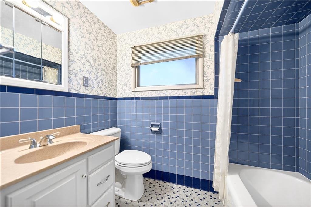 400 Ridge Avenue Monessen, PA 15062 - Photo 20 of 38