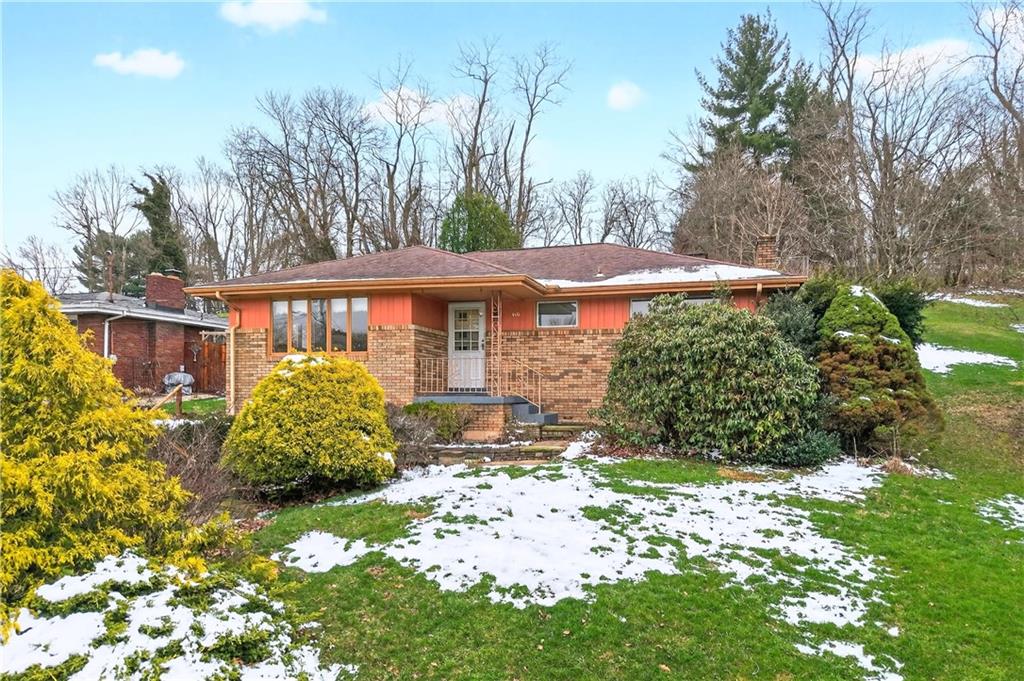 400 Ridge Avenue Monessen, PA 15062 - Photo 2 of 38